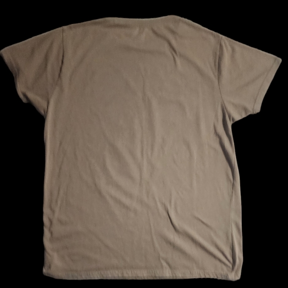 TShirt - Picture 2 of 4